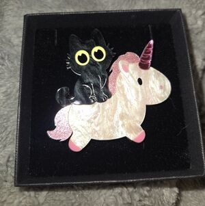 Tantalising Treasures "Peeper & The Unicorn"